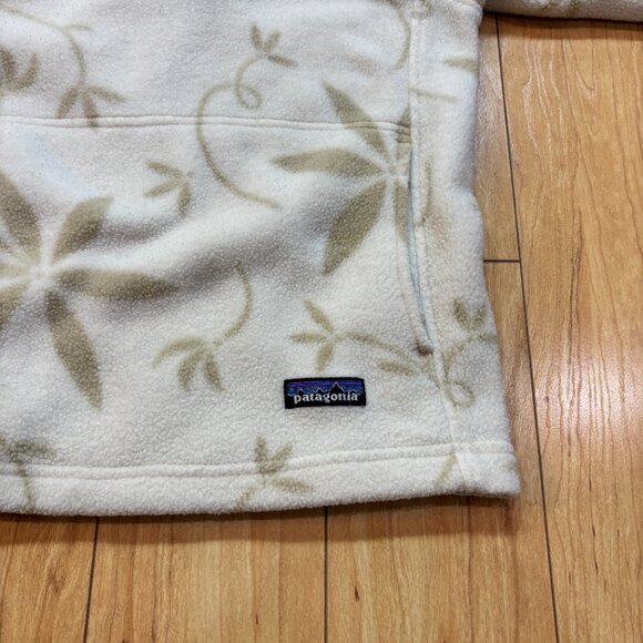 Patagonia Synchilla 1/4 Zip Fleece Pullover Jacket White Floral Women's Size XS - Picture 5 of 6